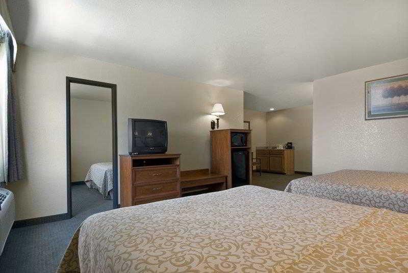 Quality Inn Alpine Exterior photo